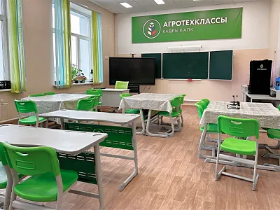 Готовим кадры для АПК со школы: опыт «Ростком» по оснащению агроклассов в Коми и Херсонской области